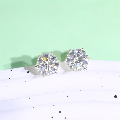 VVSI Round Moissanite Studs