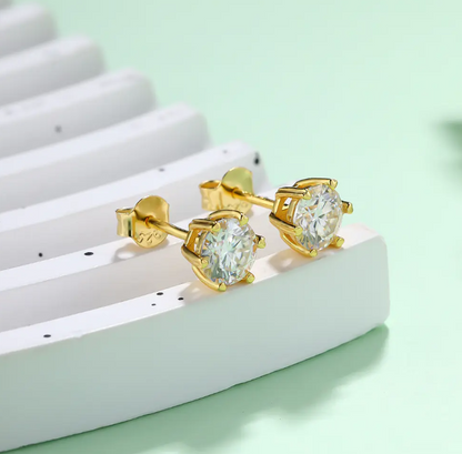 VVSI Gold Moissanite Studs