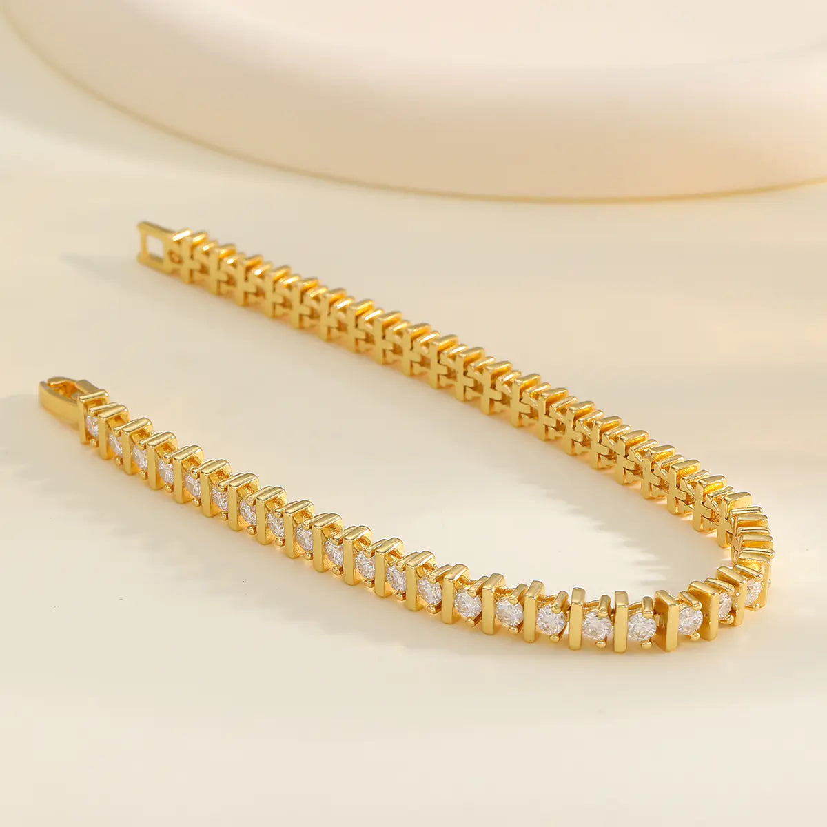 Round Cut Moissanite Tennis Bracelet